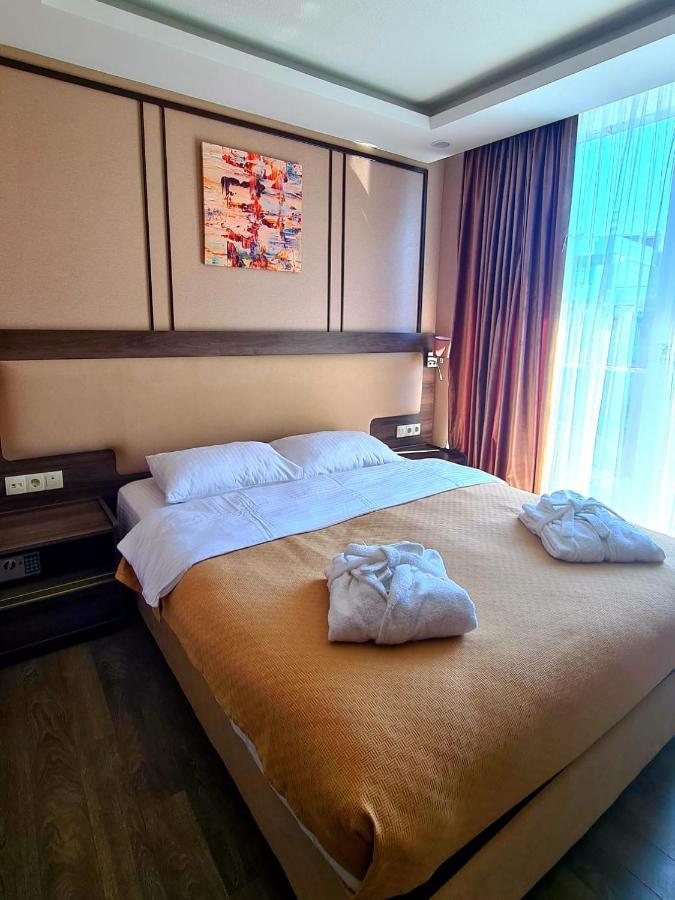 Sunrise Apart-Hotel Батуми Екстериор снимка